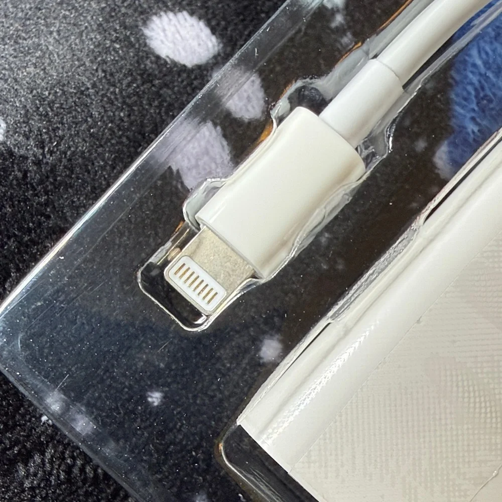 White Card Reader Adapter with Lightning Connector